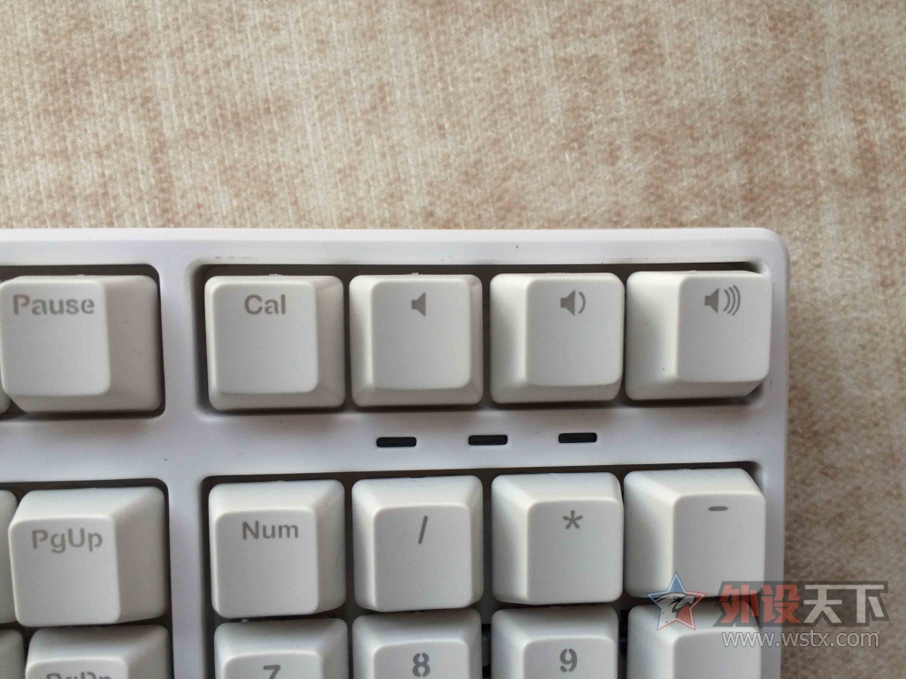 �������Ű�ɫѼ����ֵ�ӷ������ա���ħ��Ѽ2108S2RGB����