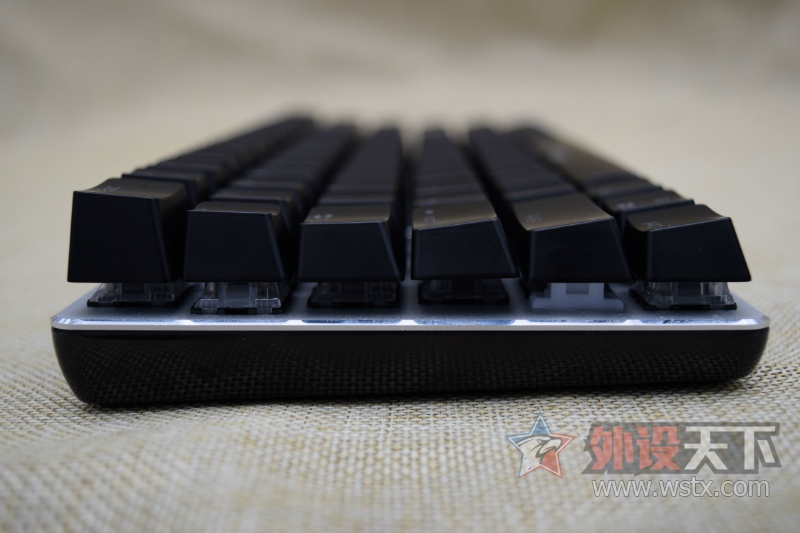 �����ⲻɱ���أ��ھ�AK33����������