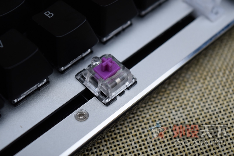 �����ⲻɱ���أ��ھ�AK33����������