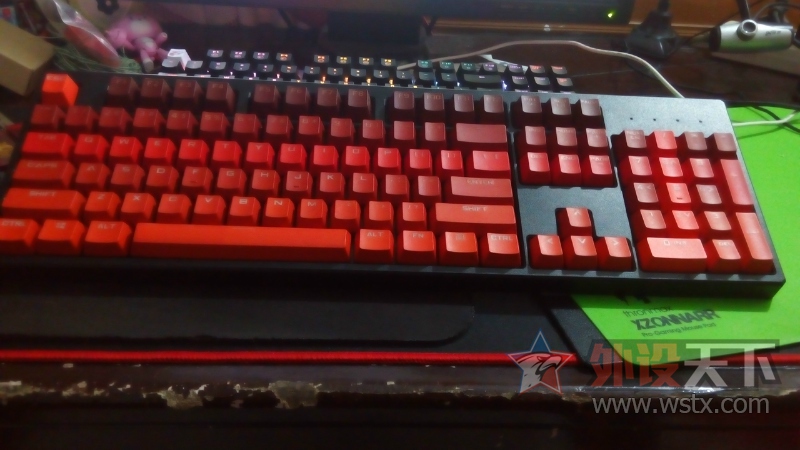 �����֡��Գ�����ȾѪɫʮ�ּ�ñ