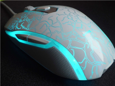 ����RGB���Ľ����ߡ����װ�V210����