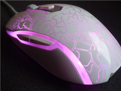 ����RGB���Ľ����ߡ����װ�V210����