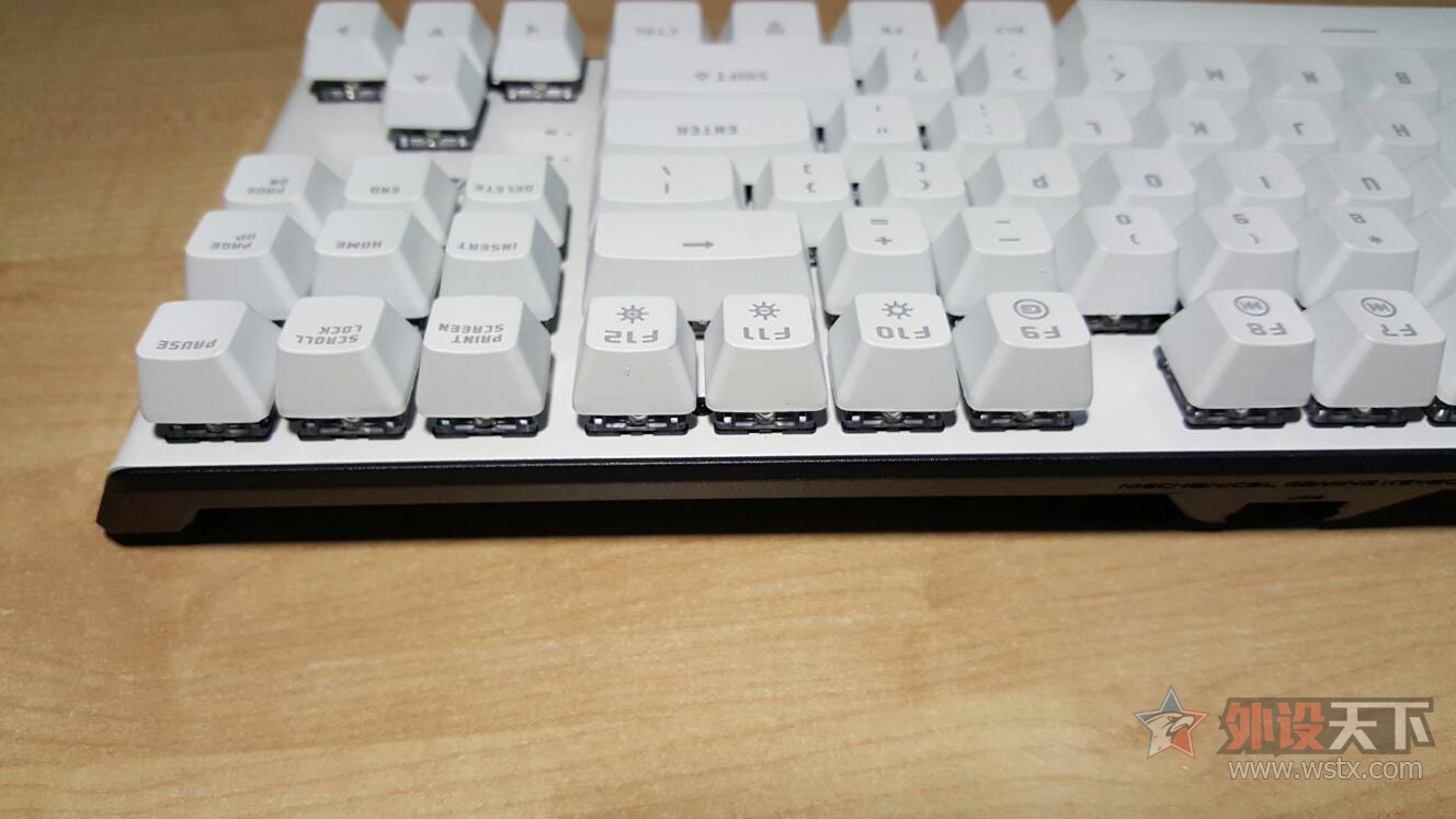 ��ɫmxx�׷�����