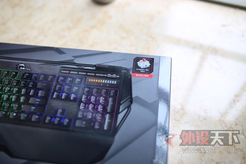 G.SKILL ֥�� RIPJAWS KM780 RGB ӣ�Һ������ʹ������ by Tiger5G