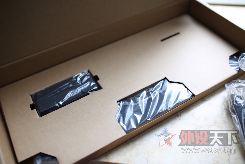 G.SKILL ֥�� RIPJAWS KM780 RGB ӣ�Һ������ʹ������ by Tiger5G