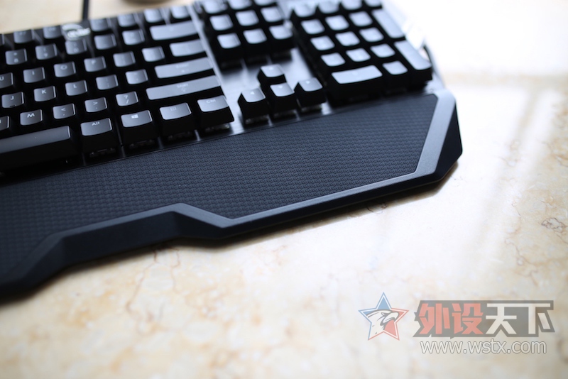 G.SKILL ֥�� RIPJAWS KM780 RGB ӣ�Һ������ʹ������ by Tiger5G