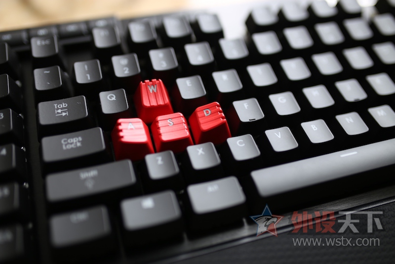 G.SKILL ֥�� RIPJAWS KM780 RGB ӣ�Һ������ʹ������ by Tiger5G