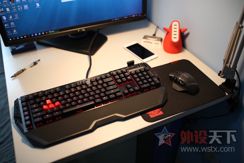 G.SKILL ֥�� RIPJAWS KM780 RGB ӣ�Һ������ʹ������ by Tiger5G