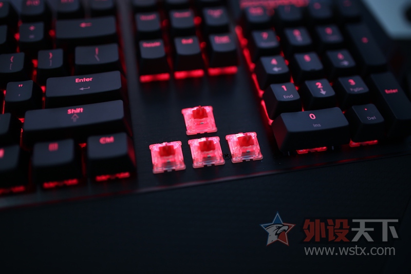 G.SKILL ֥�� RIPJAWS KM780 RGB ӣ�Һ������ʹ������ by Tiger5G