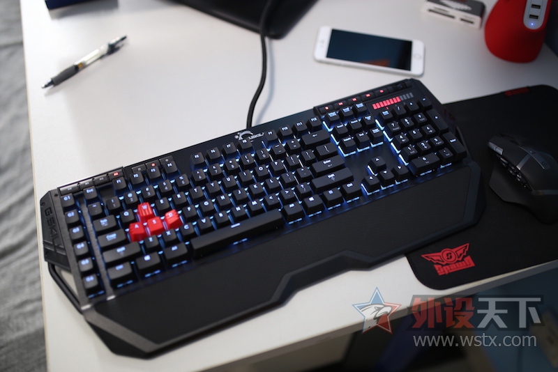 G.SKILL ֥�� RIPJAWS KM780 RGB ӣ�Һ������ʹ������ by Tiger5G