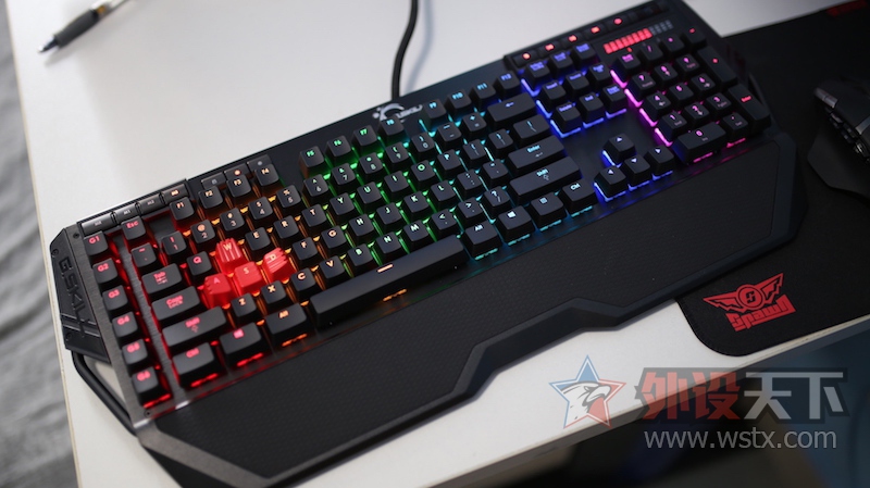 G.SKILL ֥�� RIPJAWS KM780 RGB ӣ�Һ������ʹ������ by Tiger5G