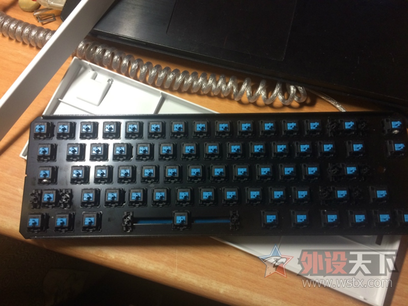 ����Ǻ�pcb�����