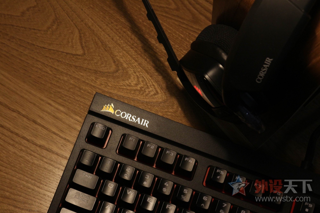 ��������﷫�ֺ�����������VOID RGB ���߶�������