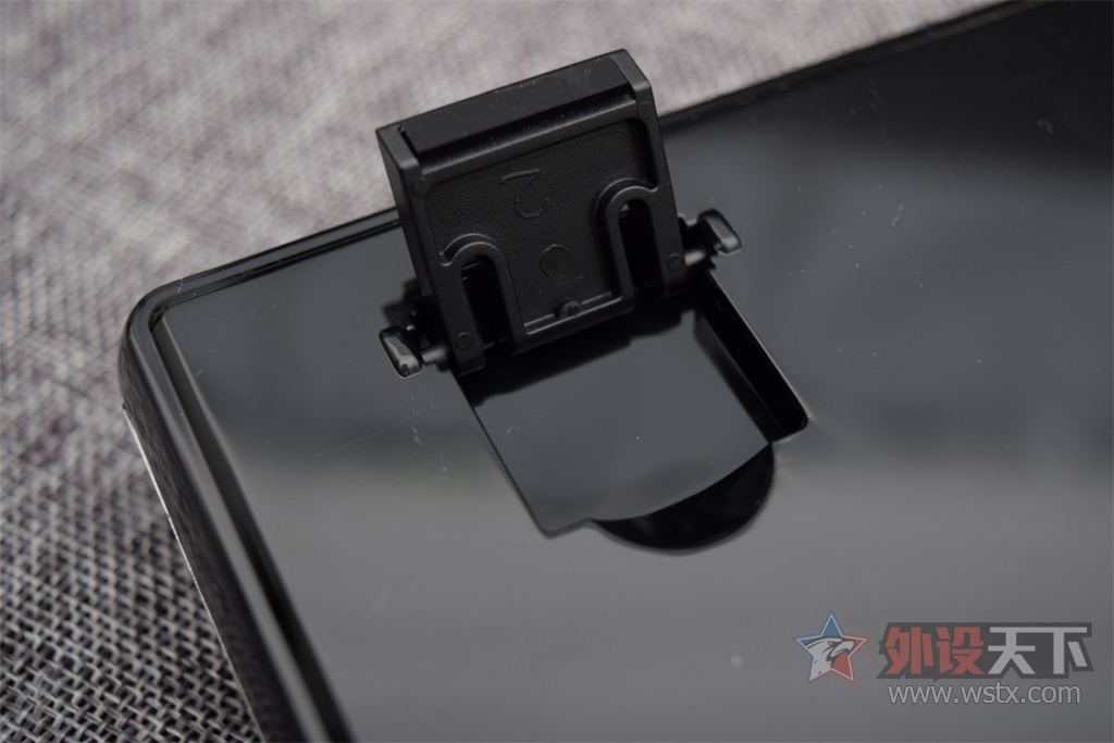 С��RGB�������ھ�AK33RGB���׷����⡣