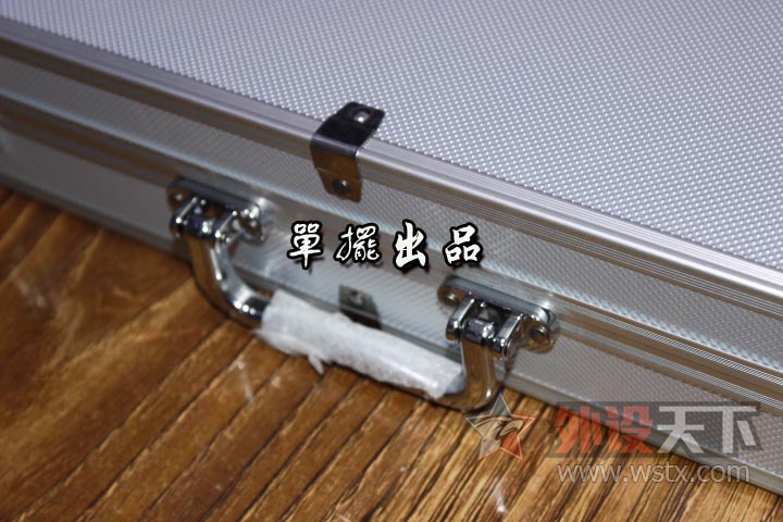 ���Δ[��Ʒ��ȫ������һ̨��  ��ɫ MXX��������