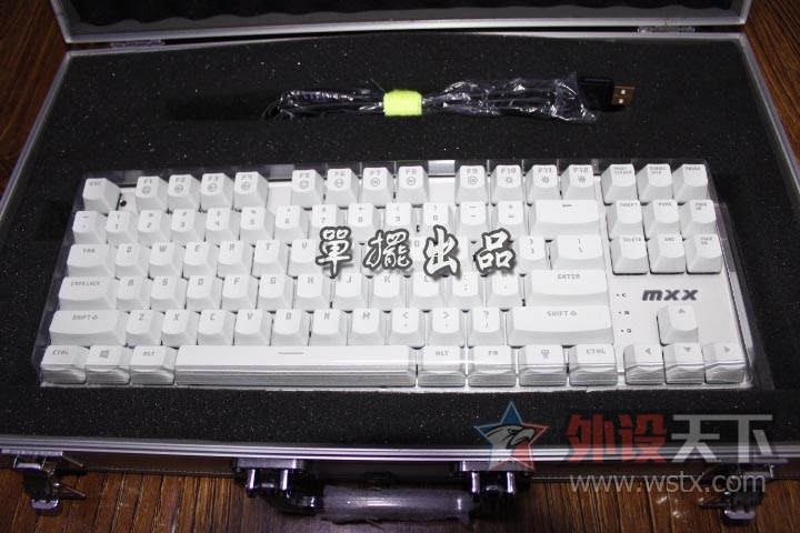 ���Δ[��Ʒ��ȫ������һ̨��  ��ɫ MXX��������