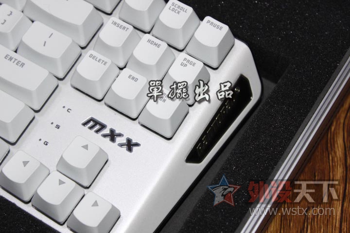 ���Δ[��Ʒ��ȫ������һ̨��  ��ɫ MXX��������