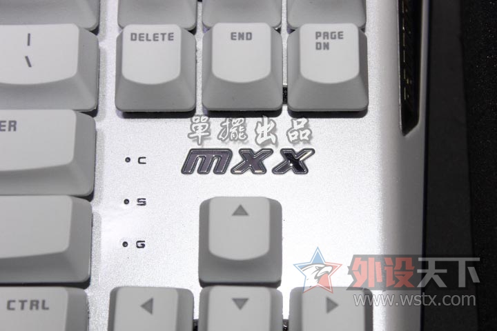 ���Δ[��Ʒ��ȫ������һ̨��  ��ɫ MXX��������