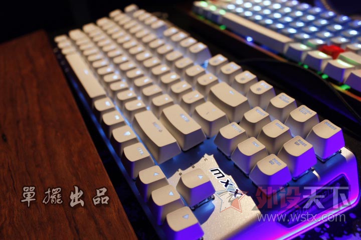 ���꾫������-MXX ����������ɫ������Ϸ��е��������