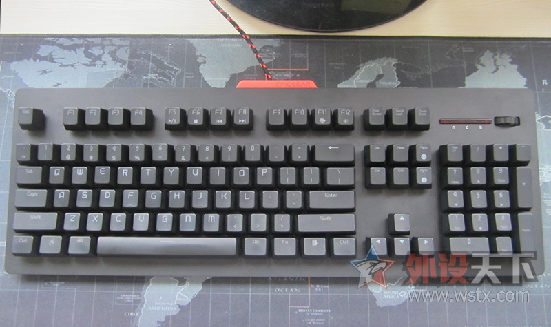 EGսħ����ֵ����죬��Ȼһ�µİ�ɫսħ�߳���~