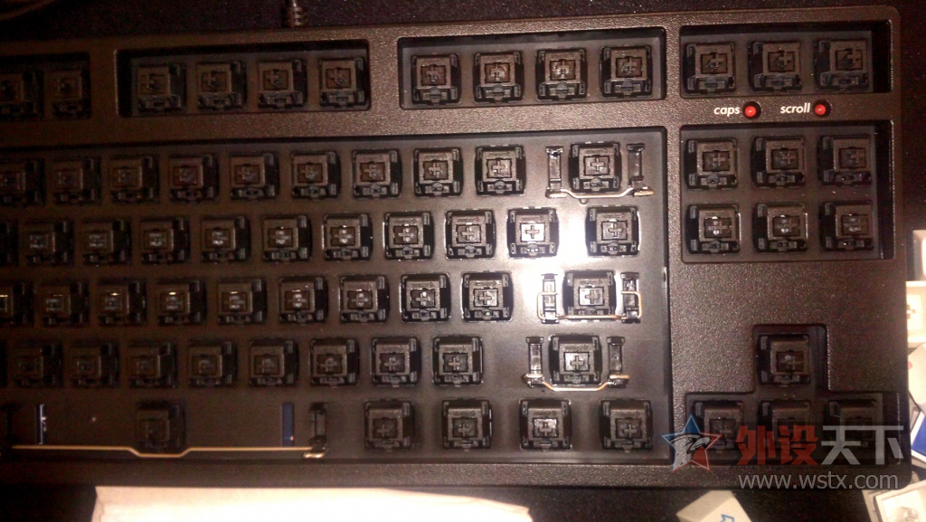 ���½���filco87��ɫ���������(�޼�ñ)95��630��˳��