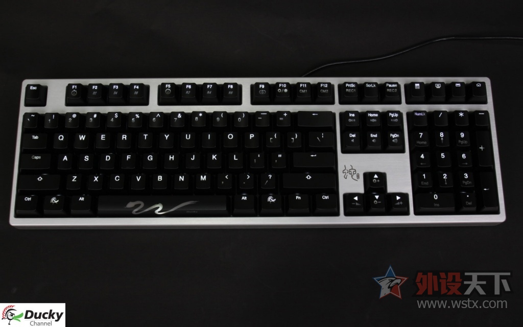 ���趯��Ƿ���ƪ����Щ�Զ��������Ĳ�Ʒ����