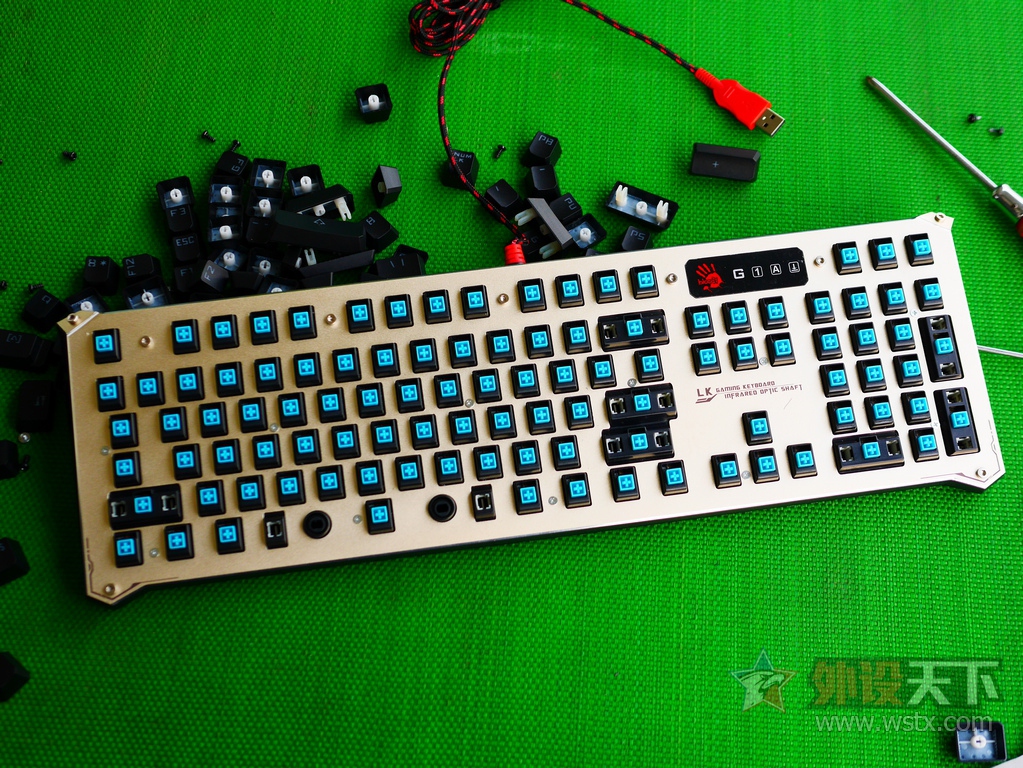 �ѹ��˿��ᣬѪ������������B840�羺���̲�����