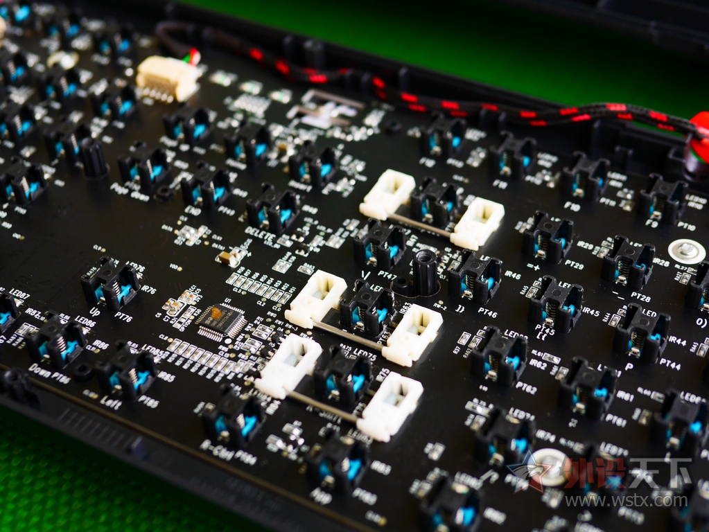 �ѹ��˿��ᣬѪ������������B840�羺���̲�����