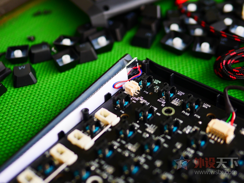 �ѹ��˿��ᣬѪ������������B840�羺���̲�����