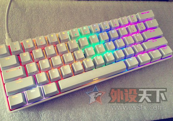 POKER 2 ����͸���ñ+LED�ʺ�+POKER2��ɫ����