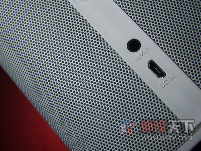 DOSS cloud Fox3(DS-1825) �������������� ����