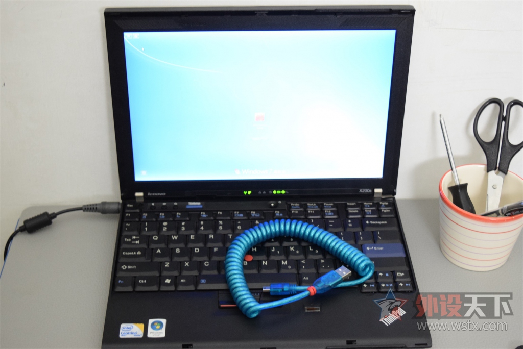 СְԱ�Ŀ���������ھ� AK33S ����� + LINDY��