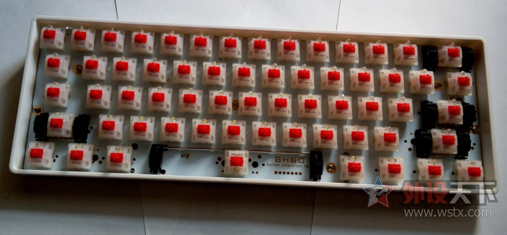 ��������gh60 satan ��ɫ����g�� ����