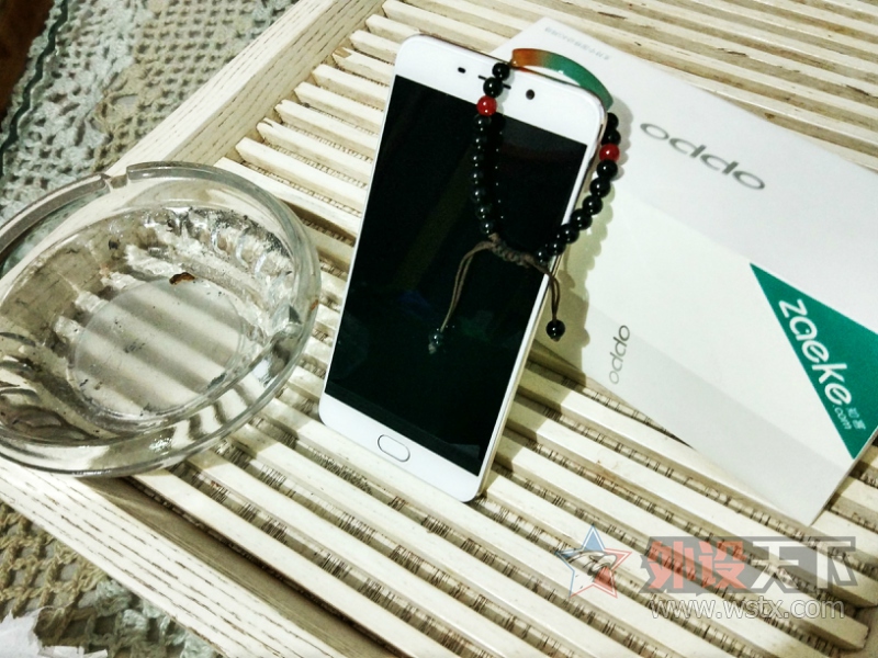 �����������ܡ����Ŀ�ħ�ıر�����OPPO R����