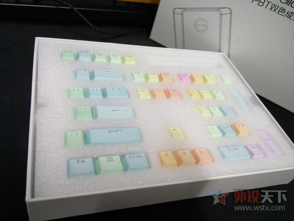 �չ�E300 RGB��⼰�չ�ʺ��ñͼƬ���� 300Ԫ��λ����һʵ������