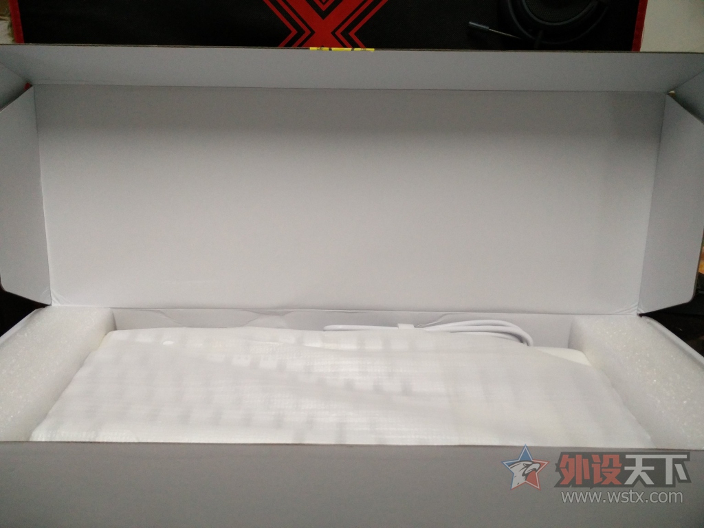 �չ�E300 RGB��⼰�չ�ʺ��ñͼƬ���� 300Ԫ��λ����һʵ������