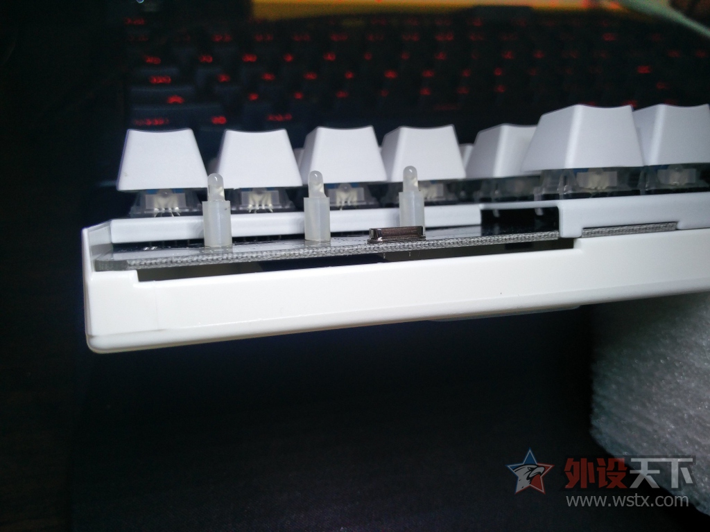 �չ�E300 RGB��⼰�չ�ʺ��ñͼƬ���� 300Ԫ��λ����һʵ������