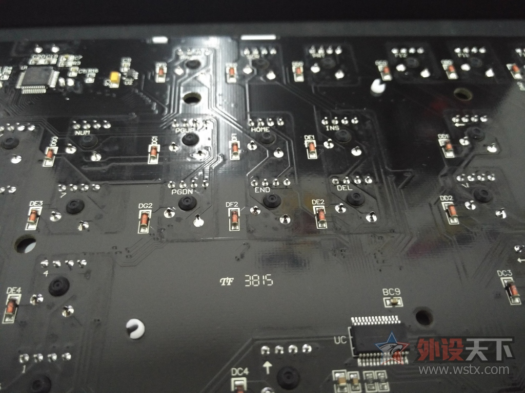 �չ�E300 RGB��⼰�չ�ʺ��ñͼƬ���� 300Ԫ��λ����һʵ������