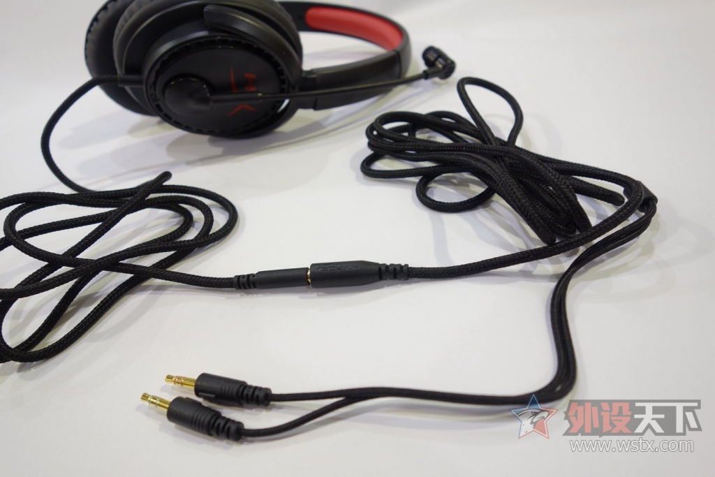 �������㣬��ʿ��HyperX Cloud Drone��������