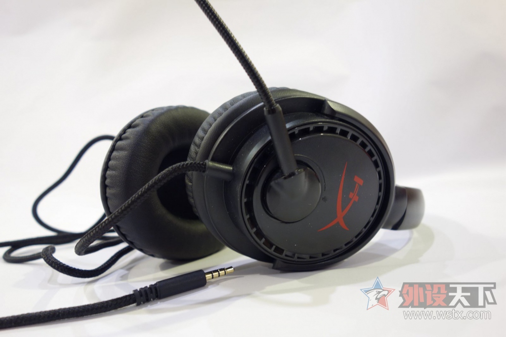 �������㣬��ʿ��HyperX Cloud Drone��������