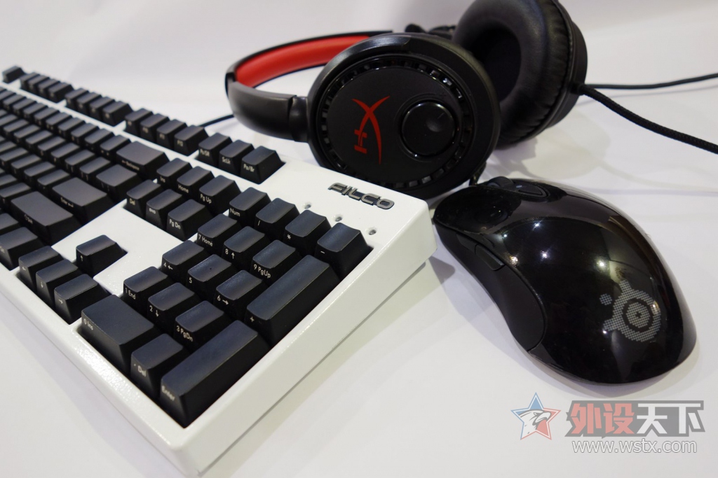 �������㣬��ʿ��HyperX Cloud Drone��������