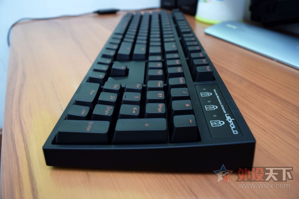 �ع���ԭʼ�ļ���������²��£�LEOPOLD��FC900R�򵥿��䡣