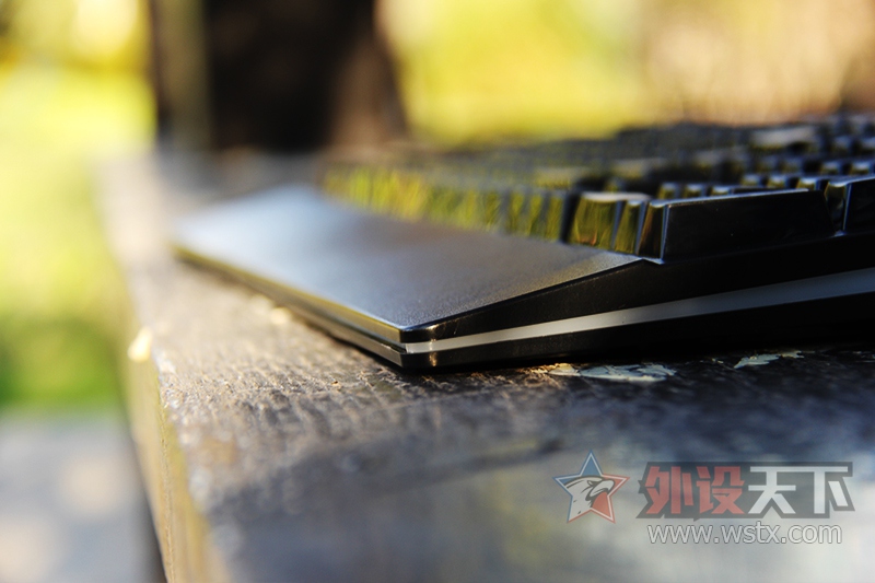 �����߱�����ݡ�RK PRO 104 RGB��е���̸��˸���