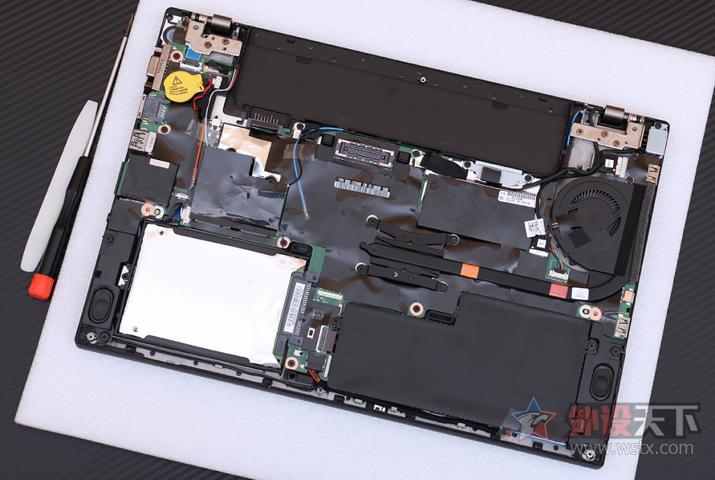 ���������룬���� ThinkPad T450s ���ֿ��������ڴ�С�ǣ�