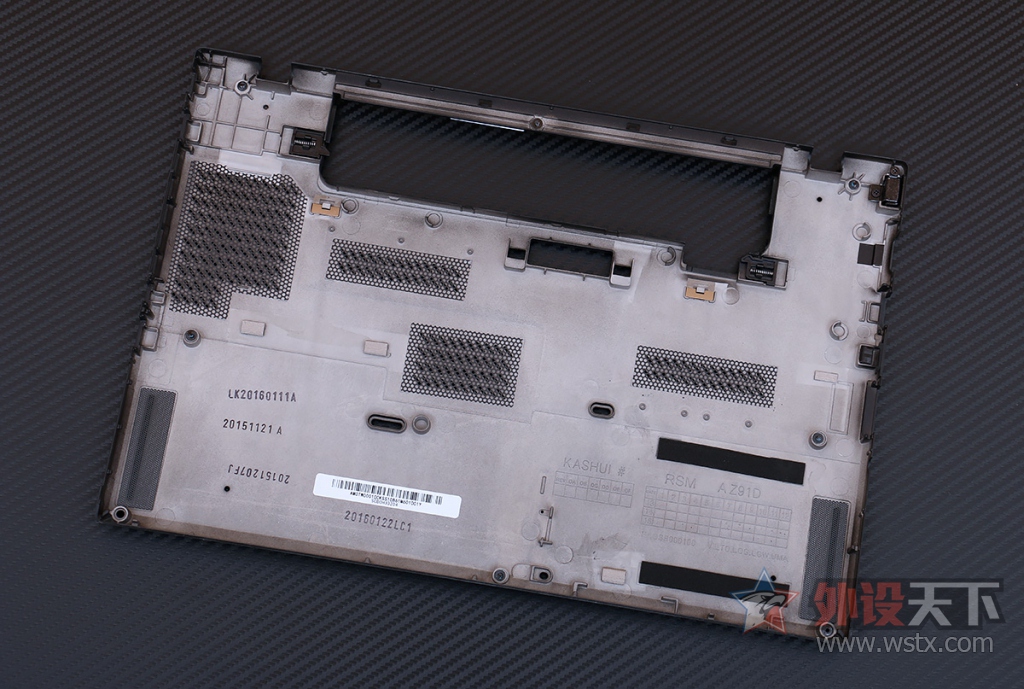 ���������룬���� ThinkPad T450s ���ֿ��������ڴ�С�ǣ�
