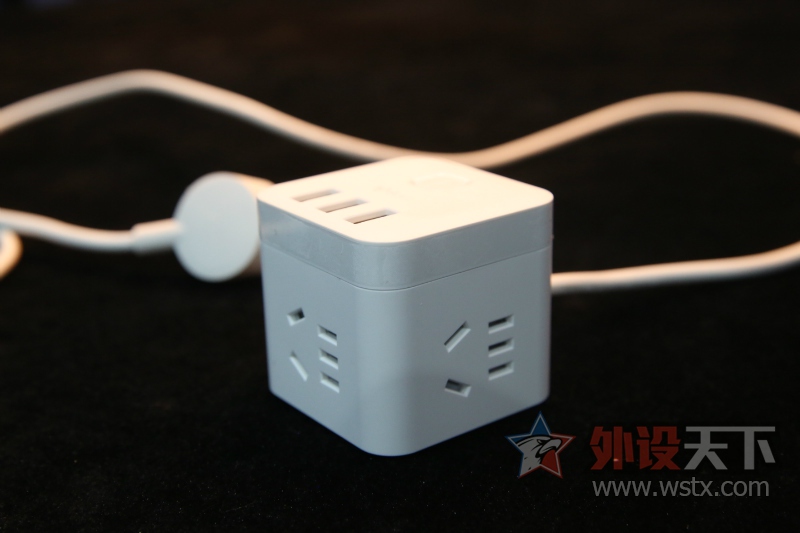 ����ȫ���Ǹ�С����Ʒ��������ţ����USB��������