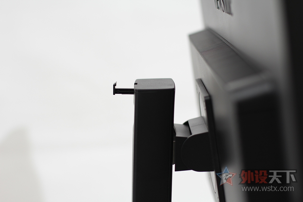 ������������+����XG2700�����ü�4K�羺��ʾ��