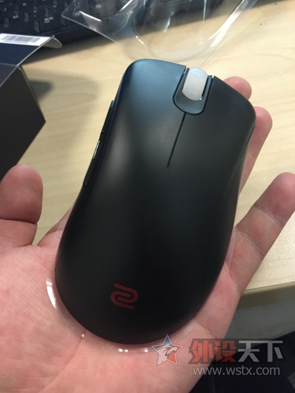 ���ѳ��������ա���һֻzowie ec2-a ����Ҫ��