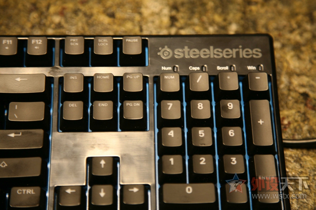 【超级评测周 + 机械键盘拆解与评测---赛睿 M500 样品】