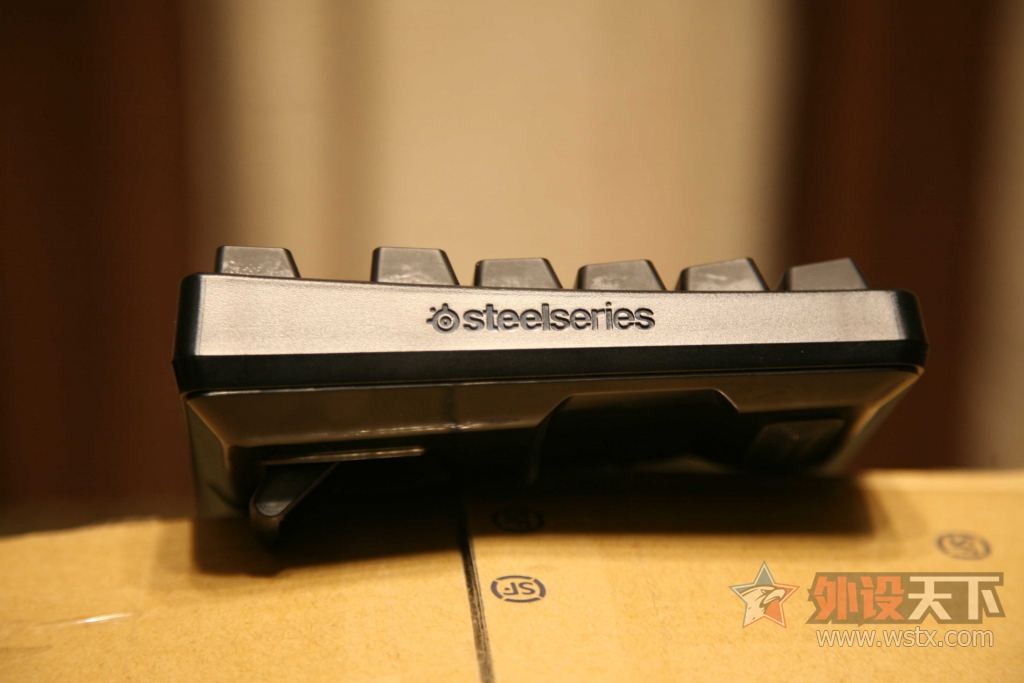 【超级评测周 + 机械键盘拆解与评测---赛睿 M500 样品】